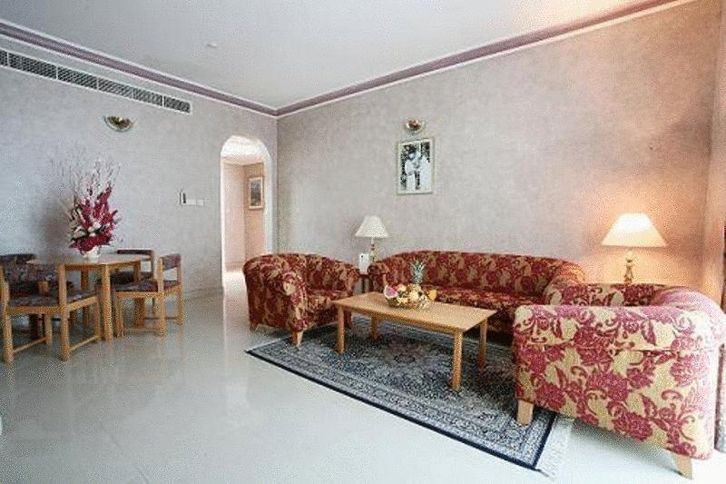 Beach Hotel Maszkat Szoba fotó